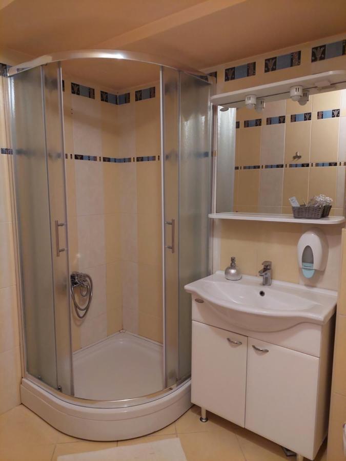 Hotel Garny Pleso فيليكا غوغيتْسا المظهر الخارجي الصورة
