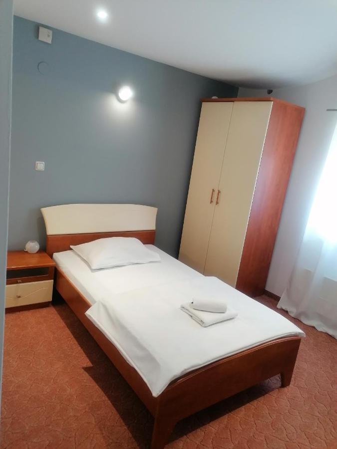Hotel Garny Pleso فيليكا غوغيتْسا المظهر الخارجي الصورة