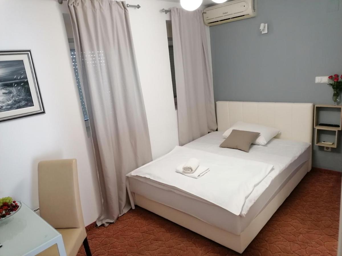 Hotel Garny Pleso فيليكا غوغيتْسا المظهر الخارجي الصورة