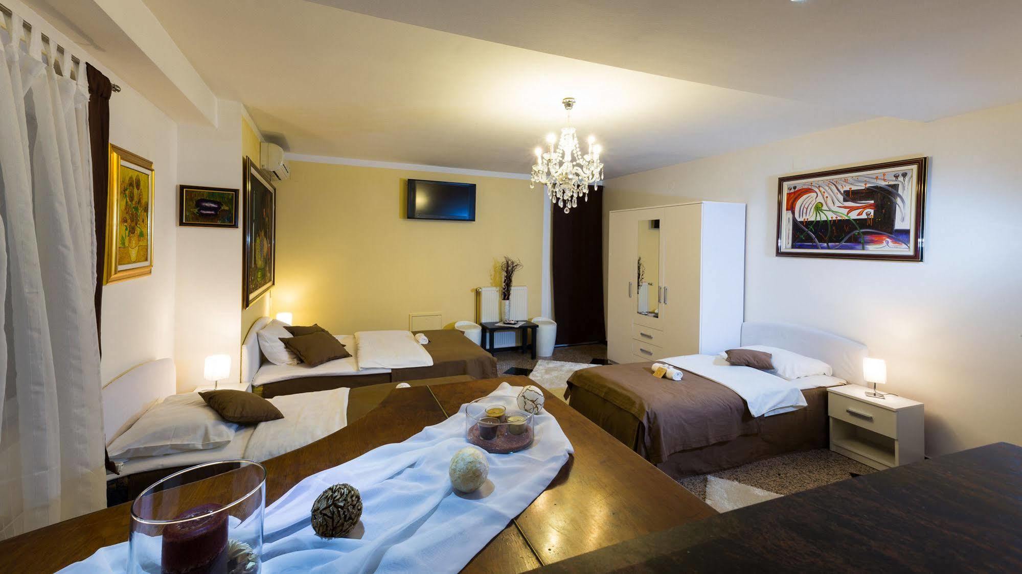 Hotel Garny Pleso فيليكا غوغيتْسا المظهر الخارجي الصورة